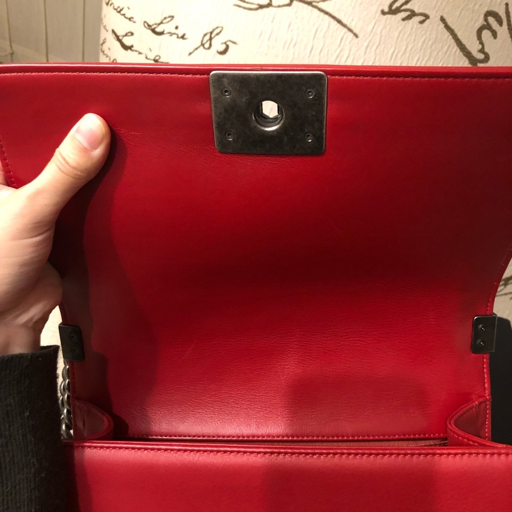 Chanel le Boy old medium calfskin w ruthenium hw - Picture 4 of 8